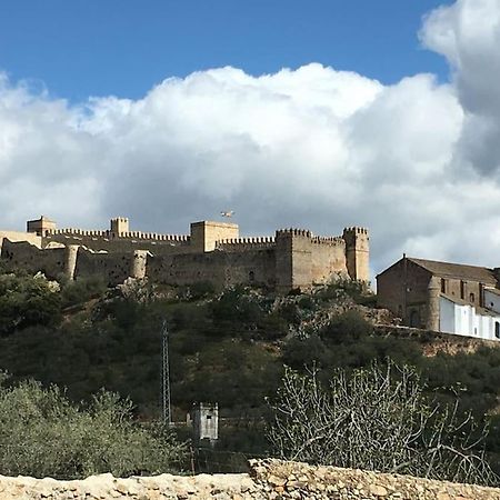 Agradable Casa Rural Con Suelos De Madera Santa Olalla del Cala Eksteriør bilde