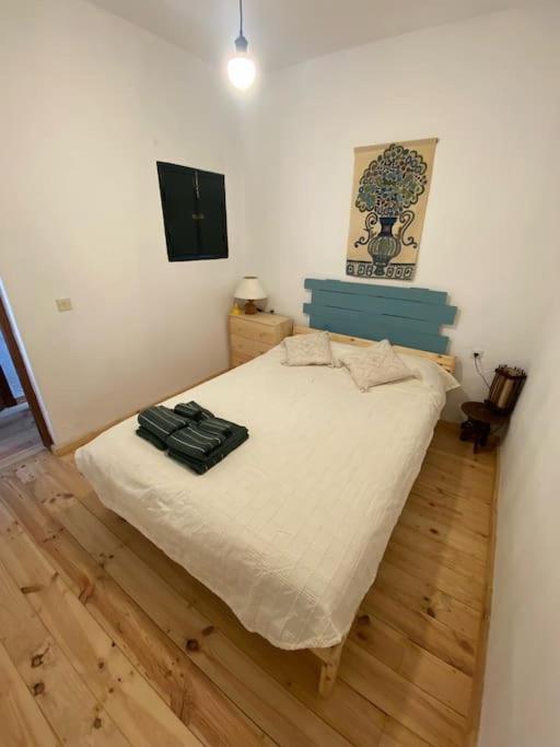 Agradable Casa Rural Con Suelos De Madera Santa Olalla del Cala Eksteriør bilde
